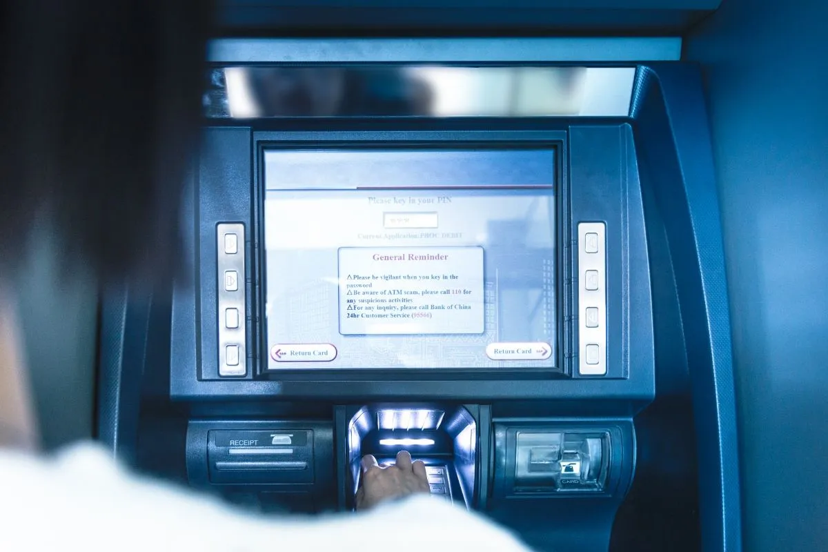 Cara Bayar Kartu Kredit BCA dari Bank Lain lewat ATM