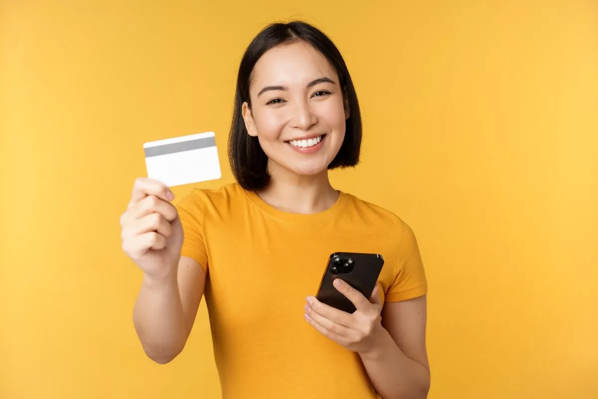 Cara cek transaksi kartu kredit bca