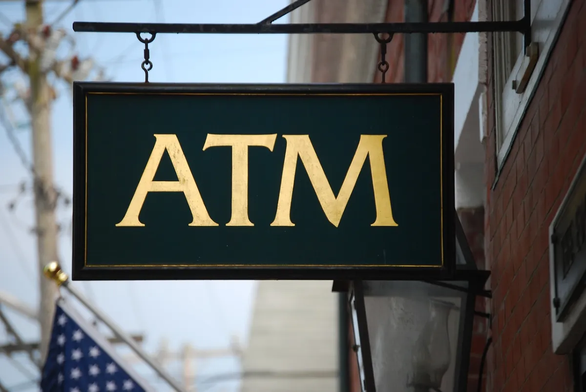 Cara Mengambil Uang di ATM Mandiri dengan Mudah