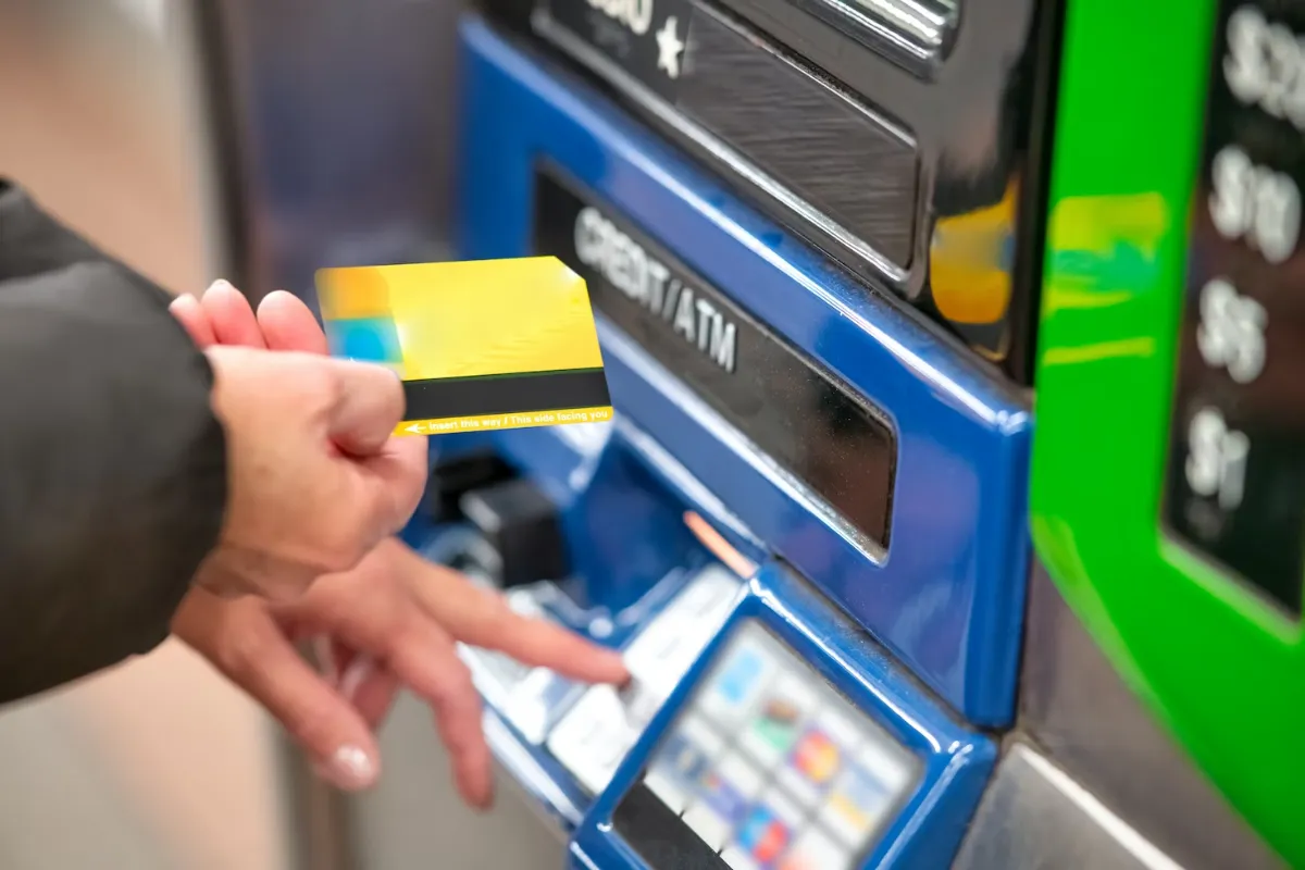 Cara Transfer Mandiri ke BRI Melalui ATM